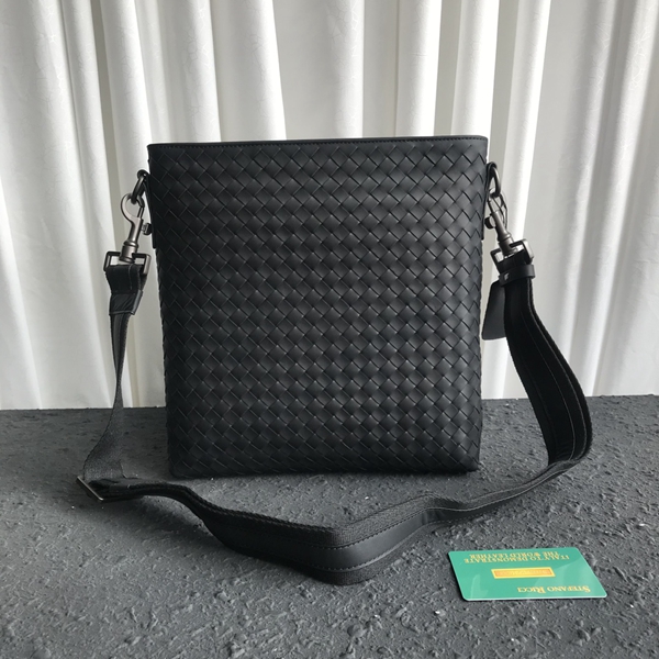 ボッテガヴェネタバッグ角部分ディテール